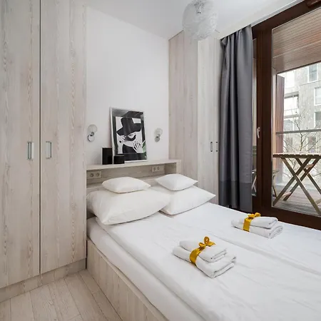 Center Apartamento 4*