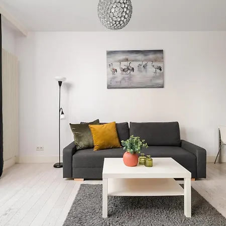 Apartment Center *