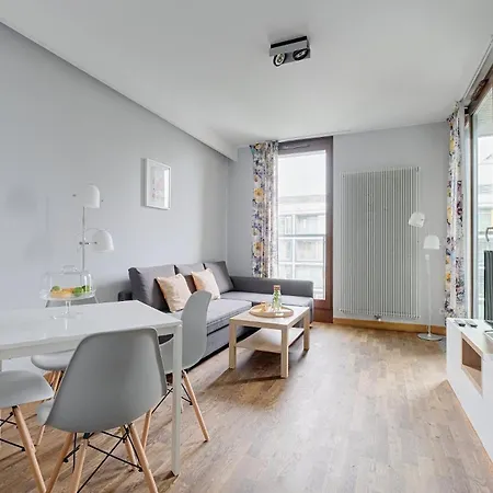 Apartment Center *